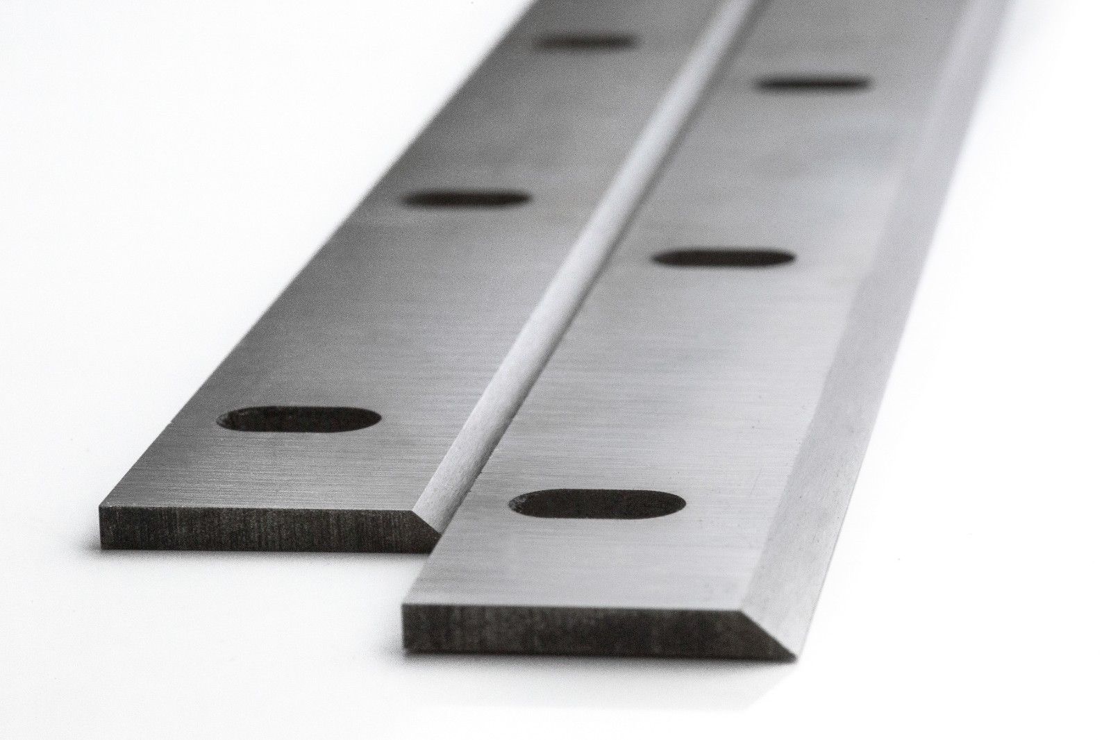 2 Stück Elektra Beckum HG 260 mit 4 Bohrungen 260x25x3mm HSS Qualität 2 Stück Elektra Beckum HG 260 mit 4 Bohrungen 260x25x3mm HSS Qualität